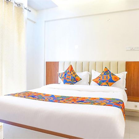 Fabhotel Majestic Luxurious - Nr Rajaram Bhiku Pathare Stadium Pune Bagian luar foto