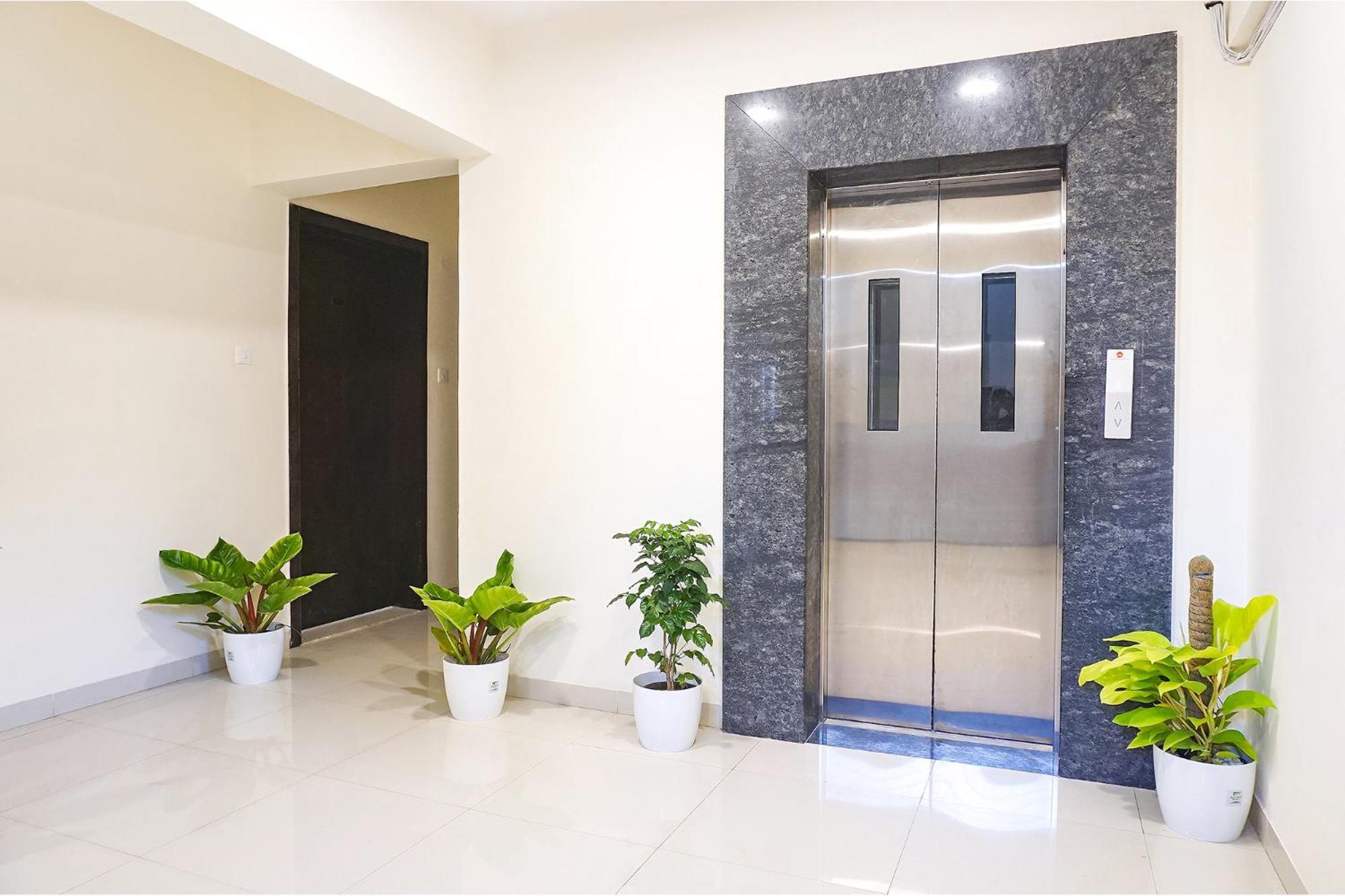 Fabhotel Majestic Luxurious - Nr Rajaram Bhiku Pathare Stadium Pune Bagian luar foto