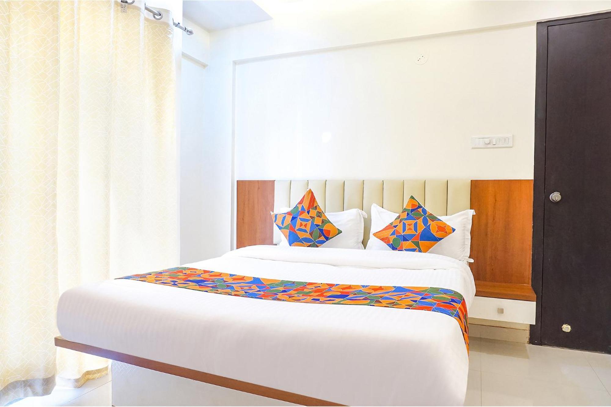 Fabhotel Majestic Luxurious - Nr Rajaram Bhiku Pathare Stadium Pune Bagian luar foto