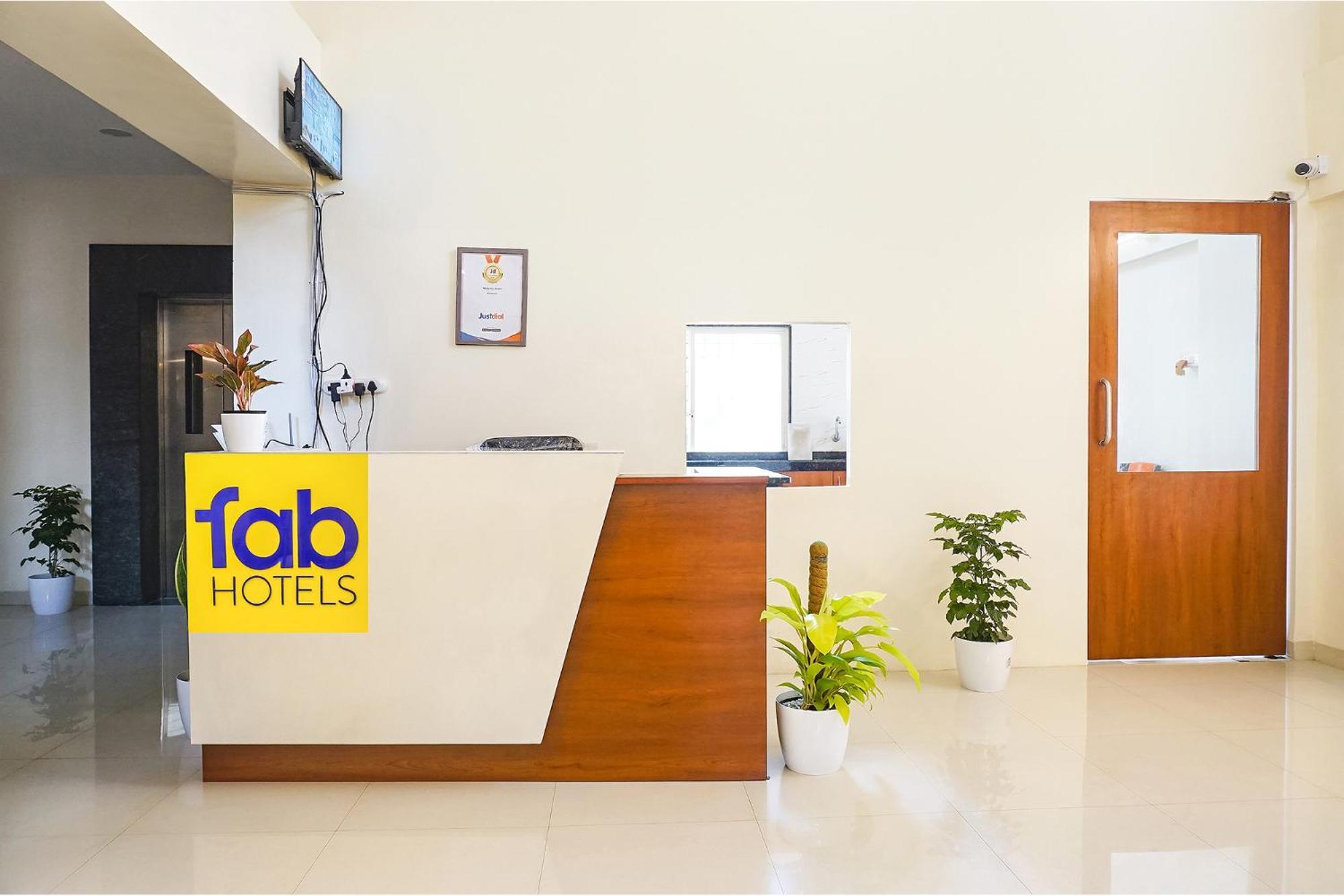 Fabhotel Majestic Luxurious - Nr Rajaram Bhiku Pathare Stadium Pune Bagian luar foto