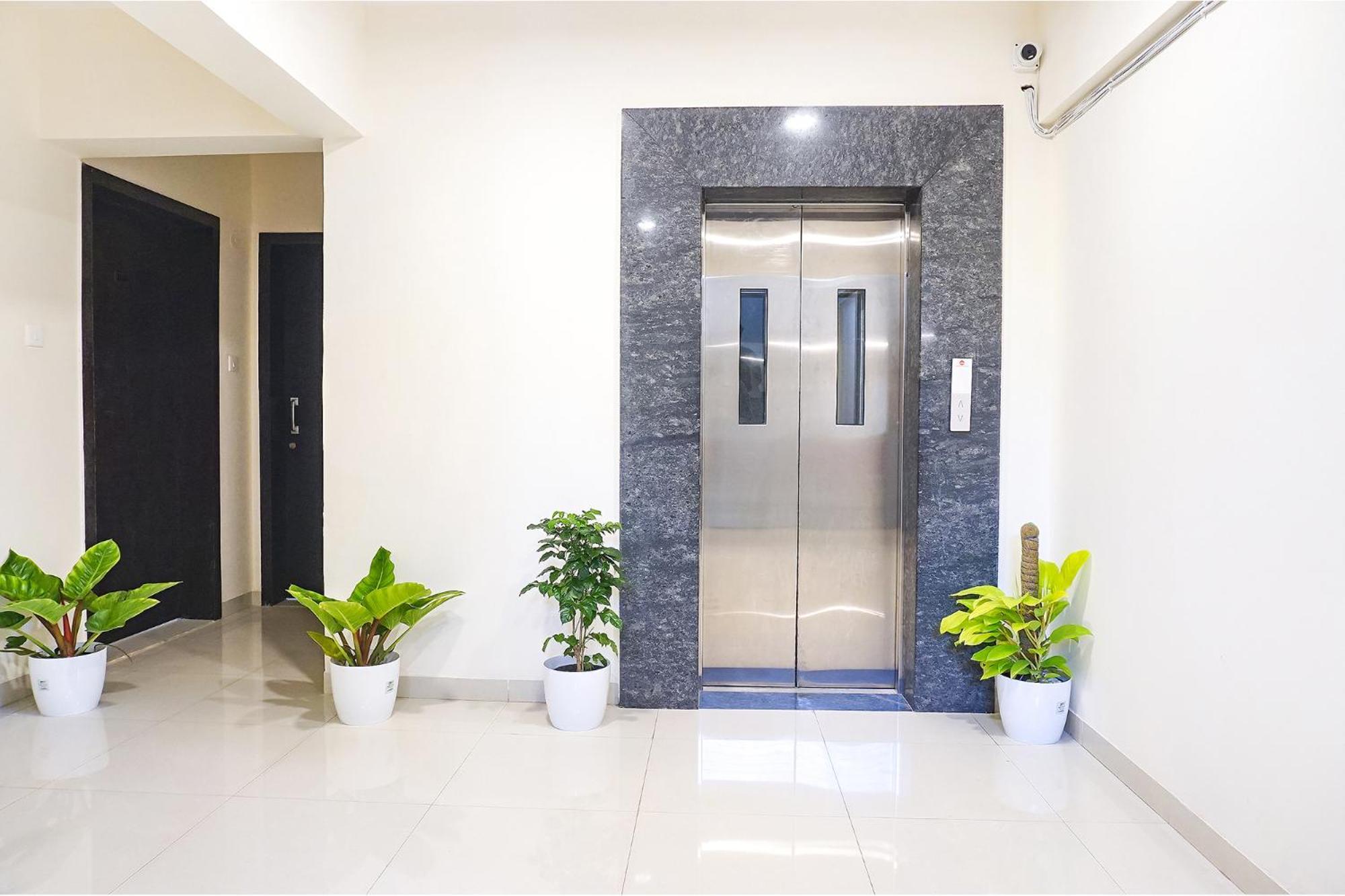 Fabhotel Majestic Luxurious - Nr Rajaram Bhiku Pathare Stadium Pune Bagian luar foto