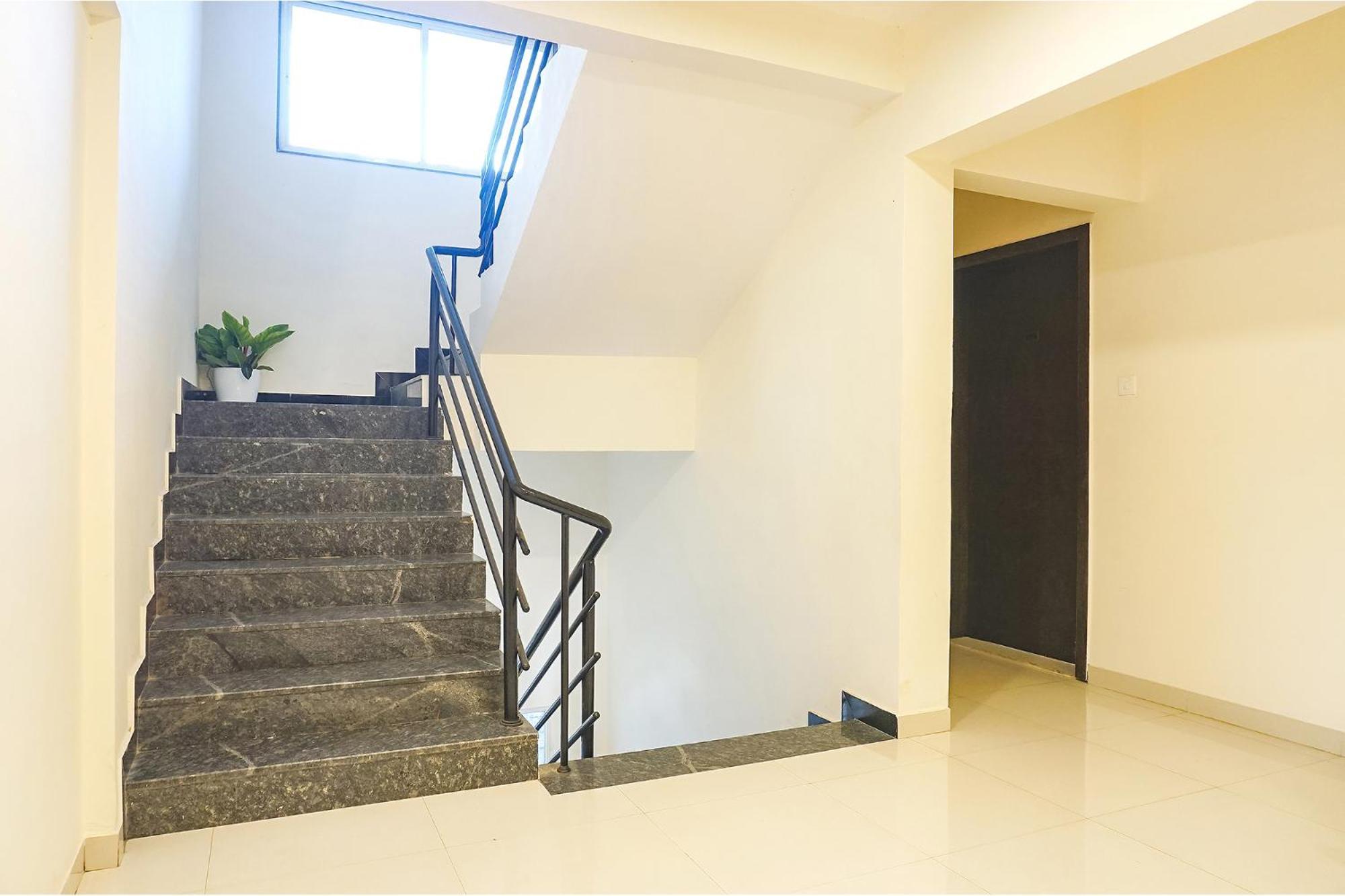 Fabhotel Majestic Luxurious - Nr Rajaram Bhiku Pathare Stadium Pune Bagian luar foto