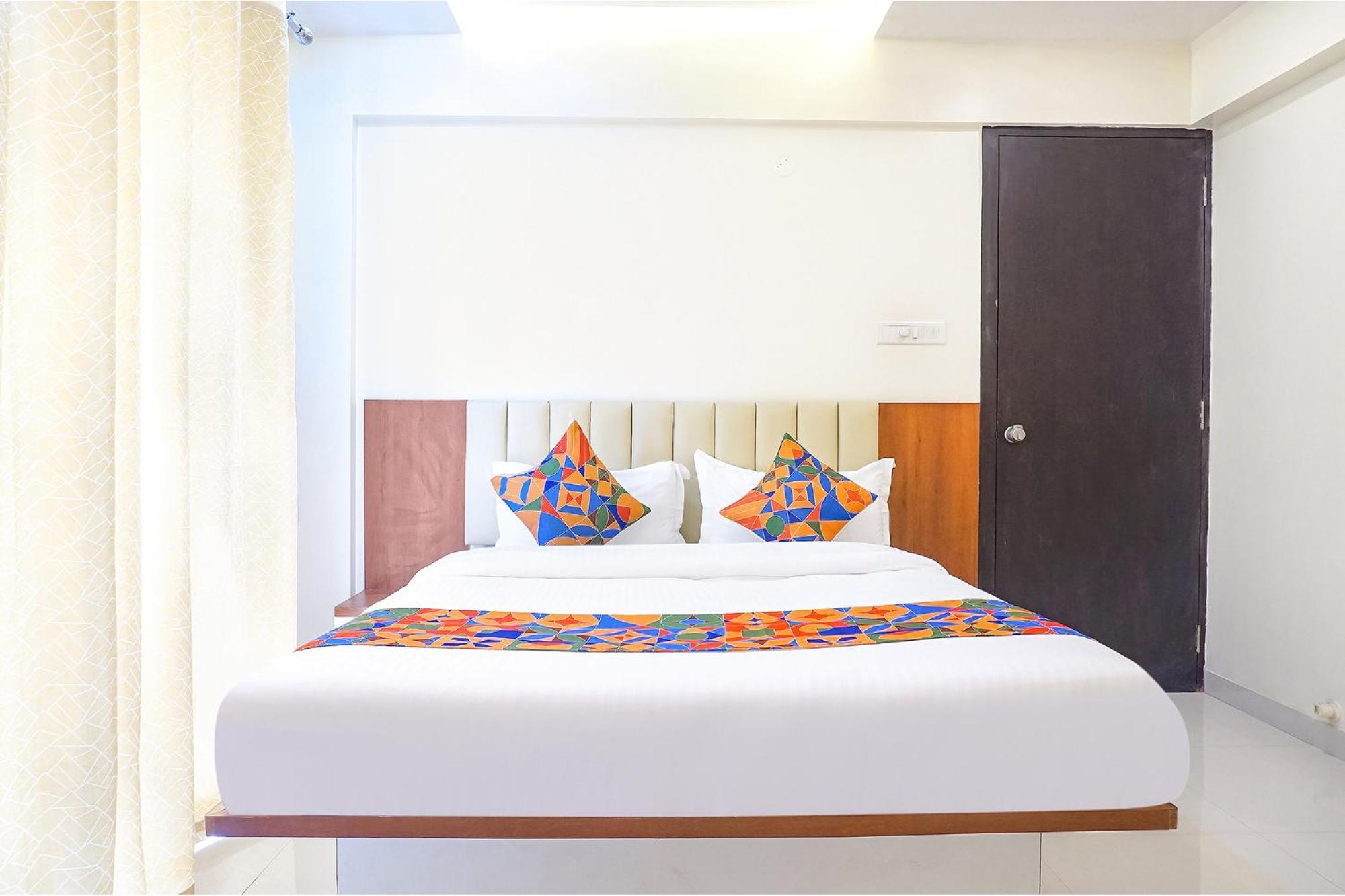 Fabhotel Majestic Luxurious - Nr Rajaram Bhiku Pathare Stadium Pune Bagian luar foto