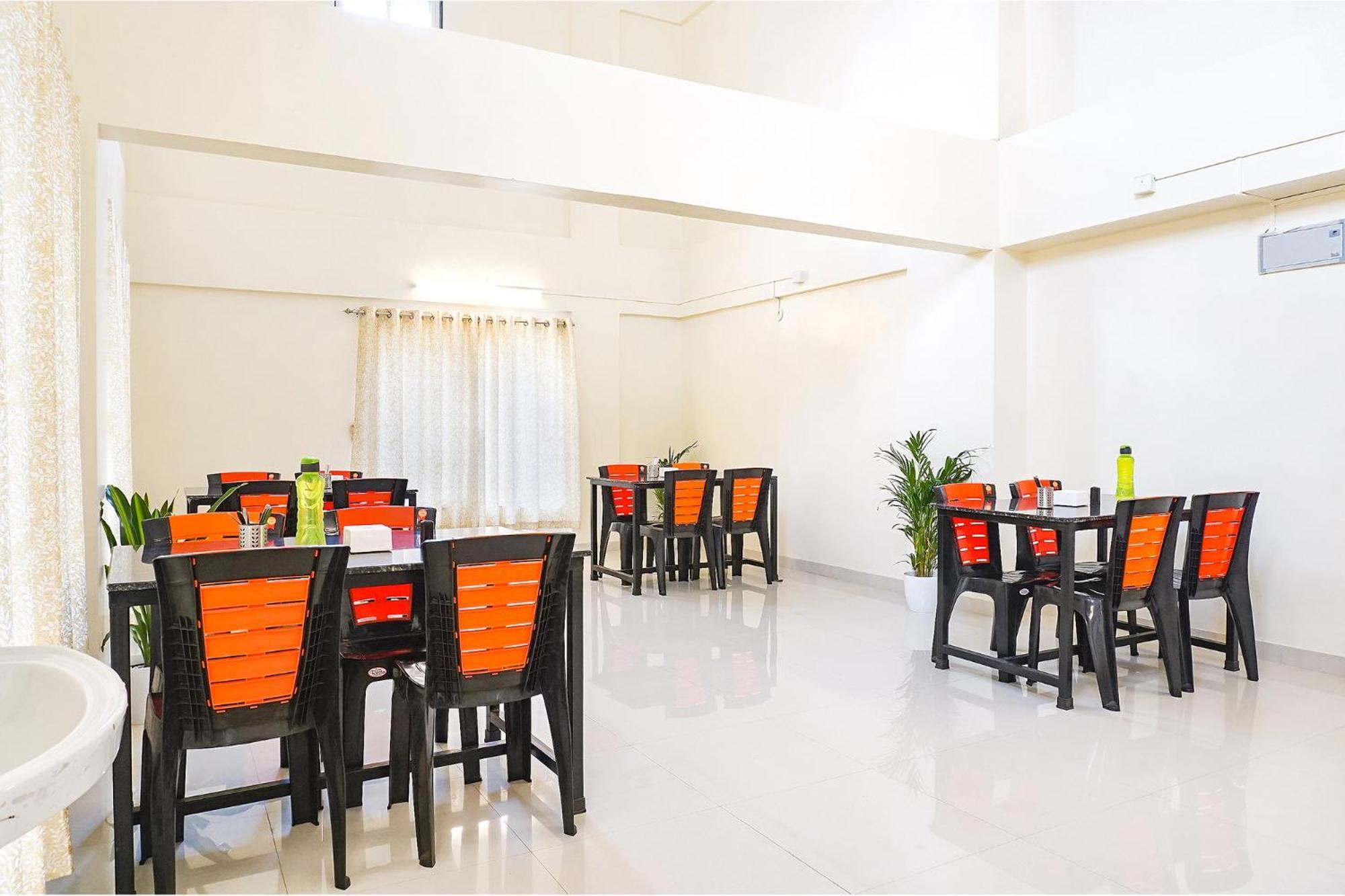 Fabhotel Majestic Luxurious - Nr Rajaram Bhiku Pathare Stadium Pune Bagian luar foto