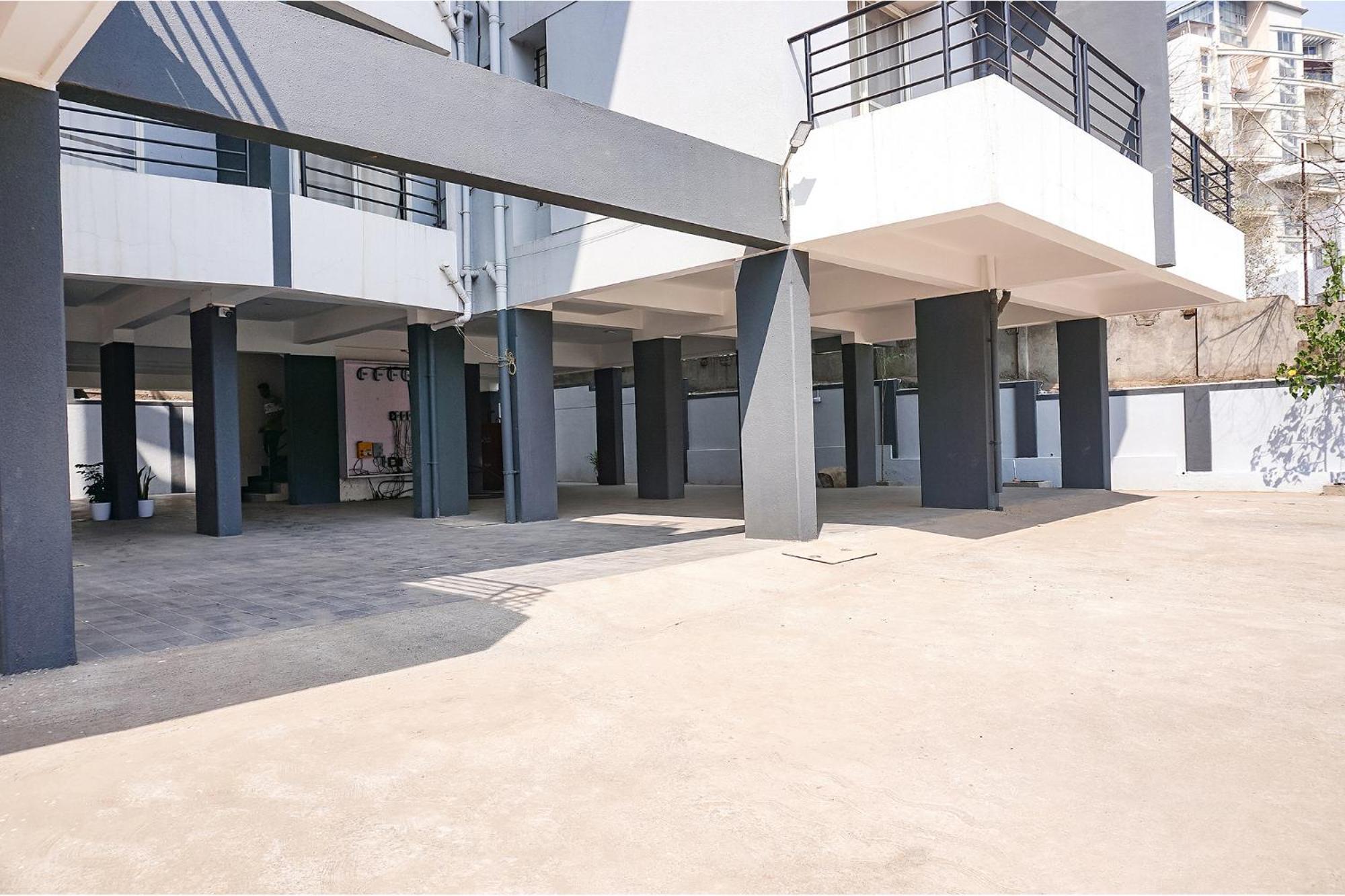 Fabhotel Majestic Luxurious - Nr Rajaram Bhiku Pathare Stadium Pune Bagian luar foto